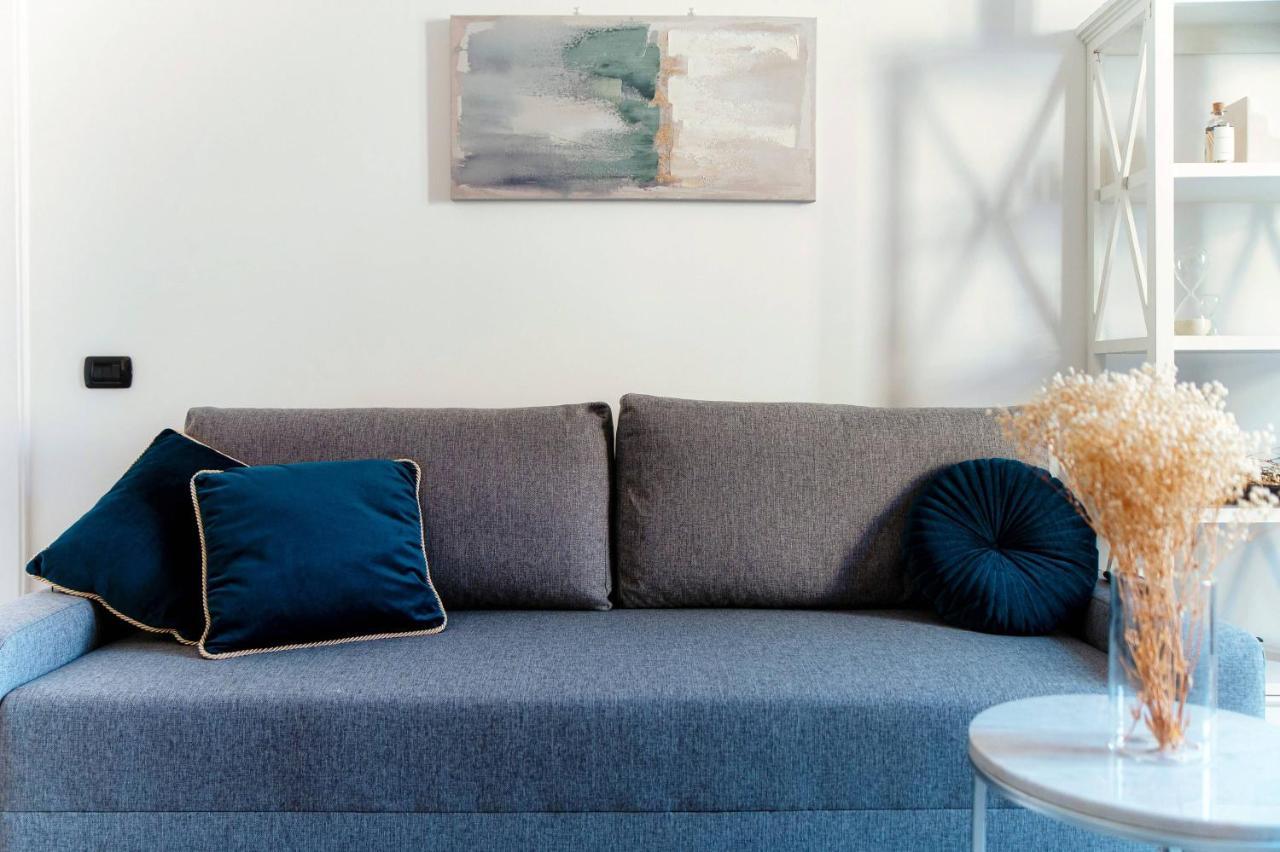 Shades Of Lake - Blue Apartment Como Exteriör bild